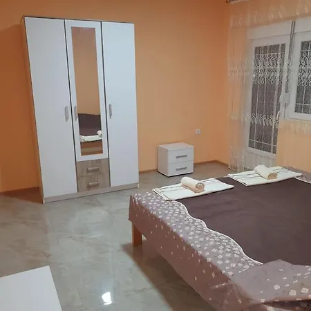 Small Cute Doublebed A4 In *