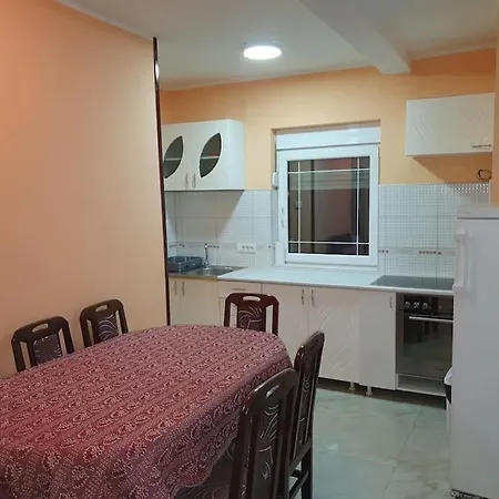 Small Cute Doublebed A4 In