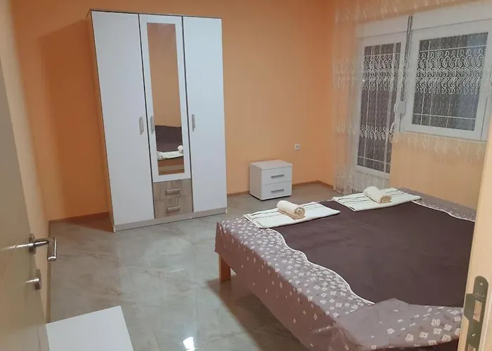 Small Cute Doublebed A4 In *