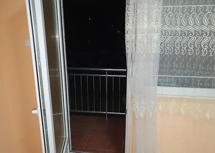 Small Cute Doublebed A4 In * Pančevo