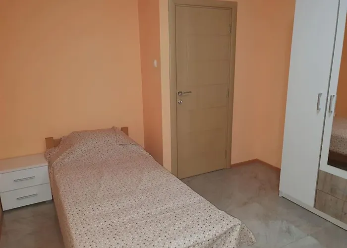 Small Cute Doublebed A4 In